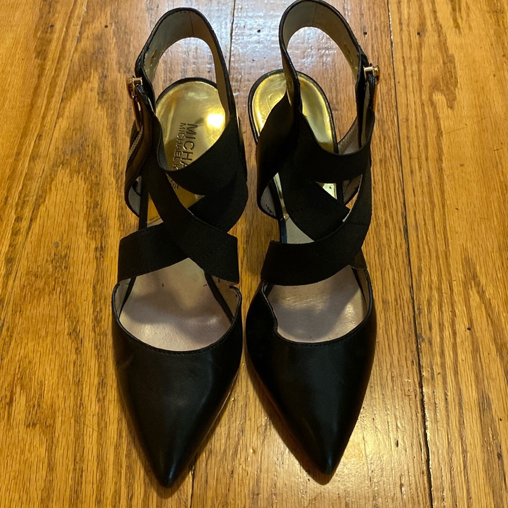 Michael Michael Kors dress heel